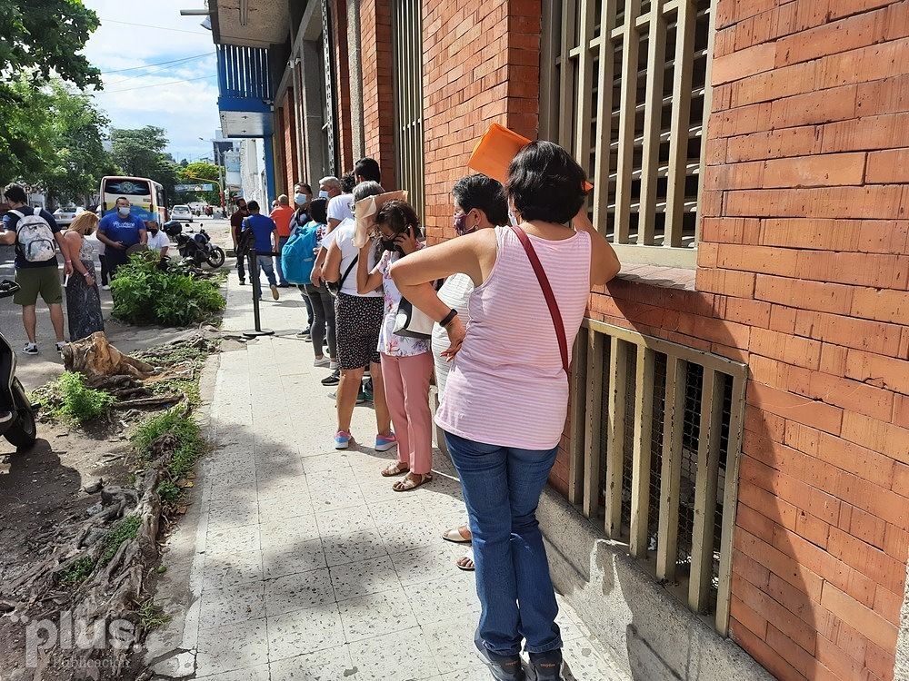 Usuarios reclaman mejor servicio en la Oficina de Registro de Instrumentos Públicos en Girardot. Publicamos las voces de sus denuncias